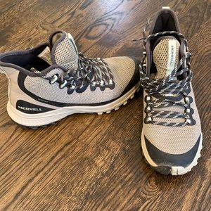 Merrell women’s hiking boots size 7.5